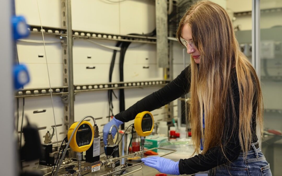 Research yields eco-friendly way to separate, recycle refrigerants tied to climate crisis